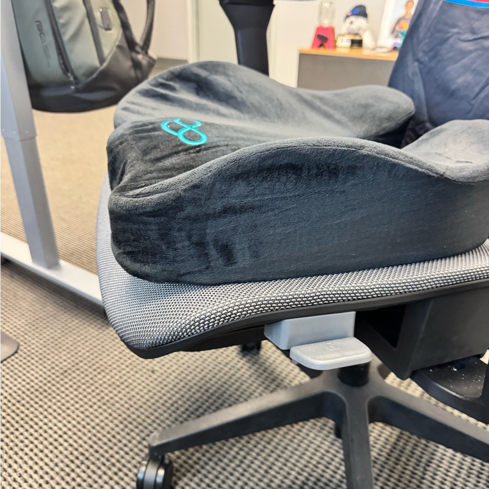 Black Memory Foam Seat Cushion